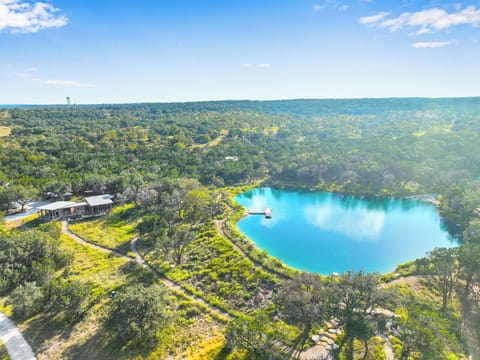 Dog Trot Haus is in close proximity to the lake
