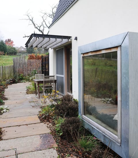 b1bf2368-f84b-4080-9ba7-01e96cf5ccc2