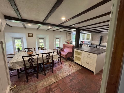 Image picker 71A4413D AA85 40F3 9072 433628A911D0 13142 00000C751D36EE6A