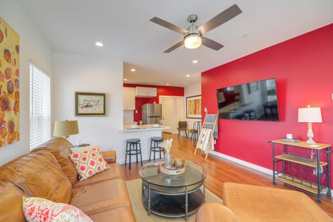 Houston Vacation Rental | 1BR | 1BA | Stairs Required | 975 Sq Ft