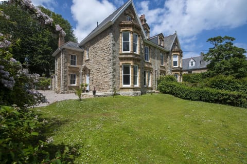 A View of The Elms and Private Parking - The Elms