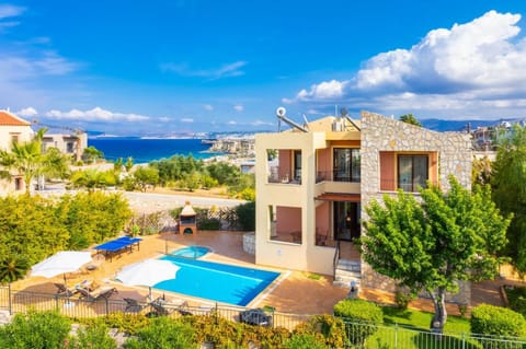 Beautiful villa with private pool and terrace with sea views