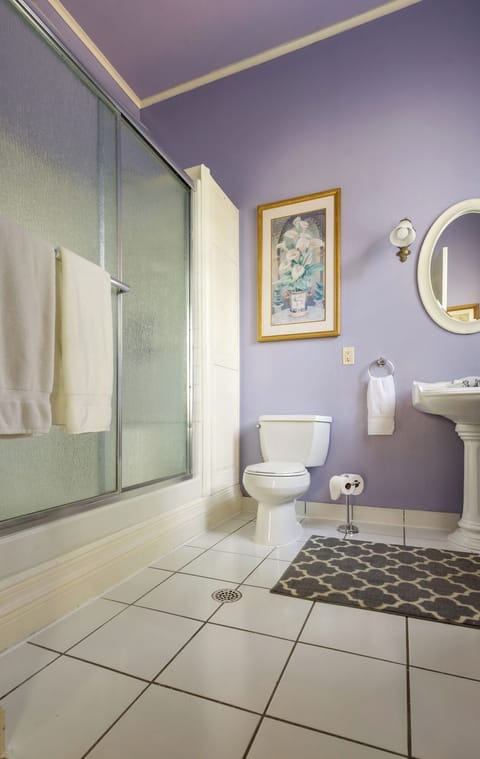 Josephine room private bath