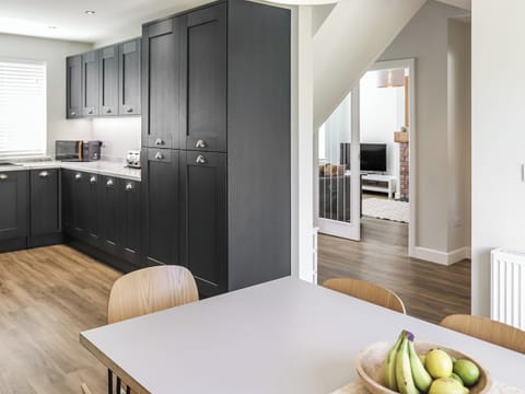 Kitchen | Cae Garw - Cwm Cadnant, Caernarfon