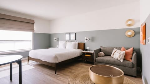 Unit with King size bed