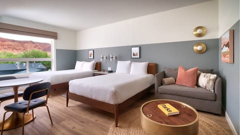 Unit with 2 Queen size beds