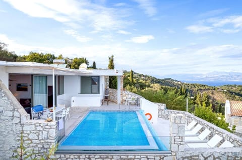Villa Armonia image