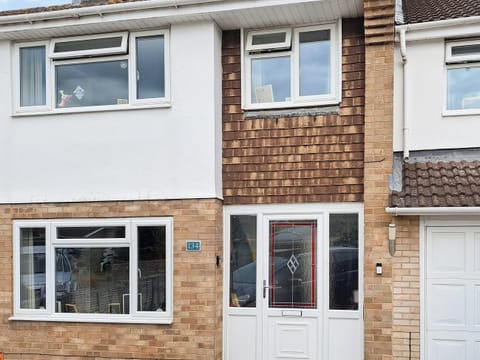 Exterior | Cosy Cotswolds House, Cheltenham