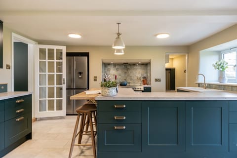 Old Rectory Kitchen - StayCotswold