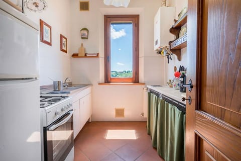 Autumn, Kitchen, Spring, Summer