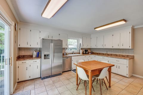 Kitchen | 2nd Floor | Drip Coffee Maker | Crockpot | Blender | Cooking Basics