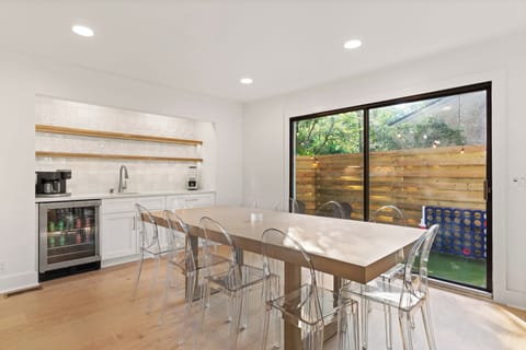Large Open Dining Area, Wet Bar with Coffee Maker, Blender and Beverage Fridge