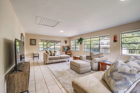 Warner Robins Vacation Rental | 3BR | 2BA | 1,624 Sq Ft | 4 Steps Required