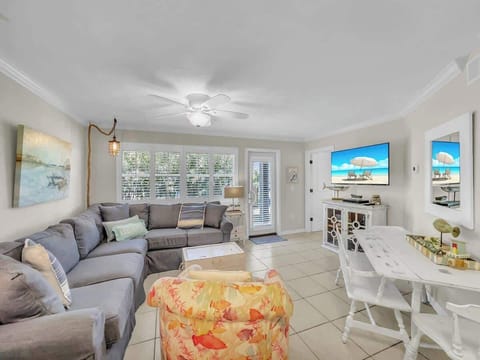 Summer Breeze Living Area with access to patio