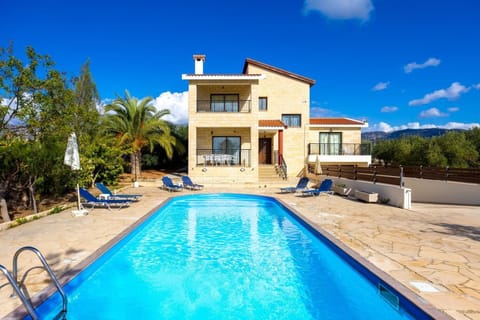 Beautiful villa with private pool and terrace