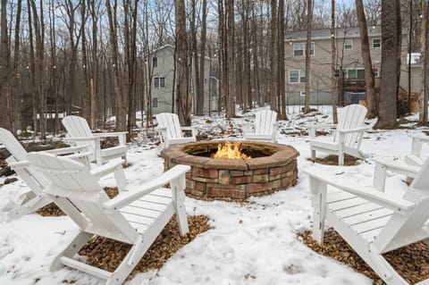 Outdoor fireplace area 