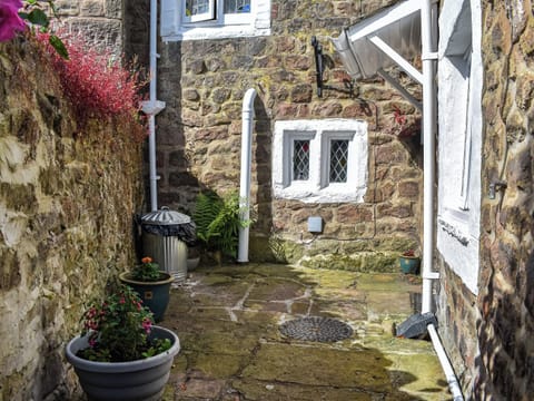 Outdoor area | Seagull Cottage, Heysham