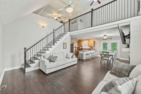 Ceiling fans for airflow on warm days & open floorplan perfect for large groups
