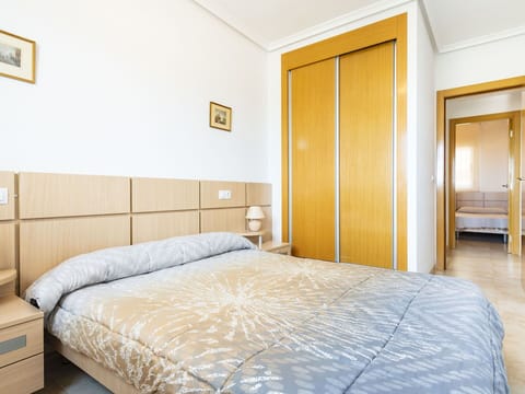 Furniture, Building, Comfort, Wood, Textile, Interior Design, Bed, Bed Frame, Floor