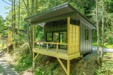 Exterior - Porch View (photo taken before hot tub was added)