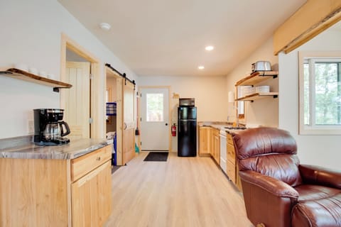 Kitchen | Cooking Basics | Coffee Maker | Toaster