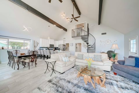 Open concept for gatherings