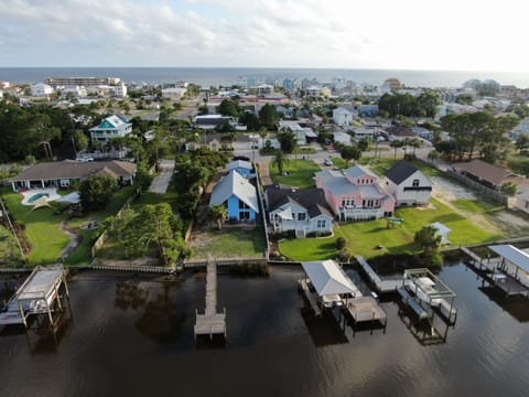 Aerial view to the gulf.