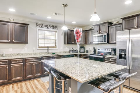 Kitchen | Cooking & Baking Basics | Spices | High Chair | 1st Floor