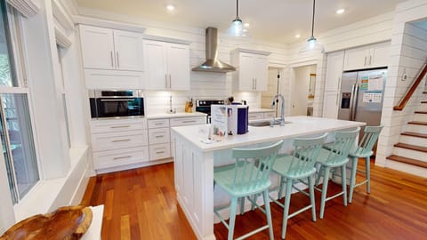 Kitchen - Hudson House