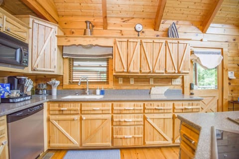 Fully stocked kitchen for family dinners