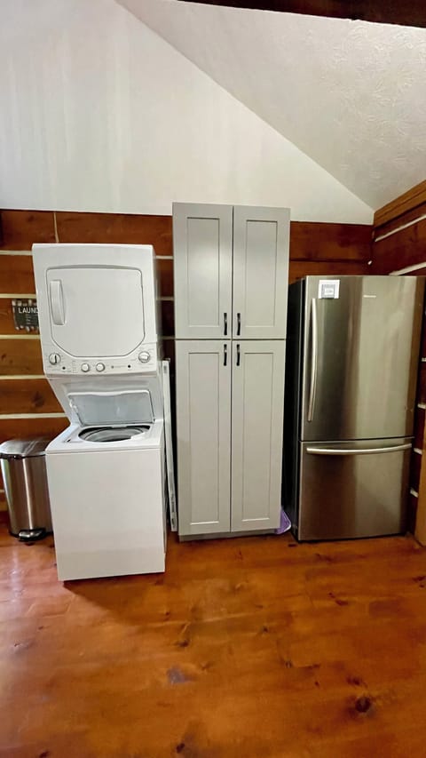 Washer & Drier
Kitchen pantry