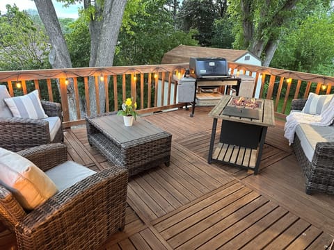 Deck with Weber grill & fire table