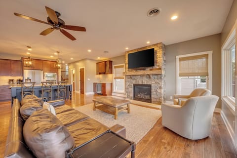 Common Areas Open Floor Plan Allows Everyone To Be Part of the Fun