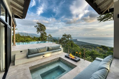 Jacuzzi and pool overlooking at the Whale Tales