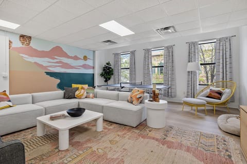 The design mantra used in this superb vacation rental - Elegant-Comfy-Laid Back.