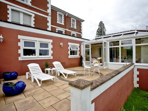 Exterior | Protea Garden Apartment - Protea, Torquay