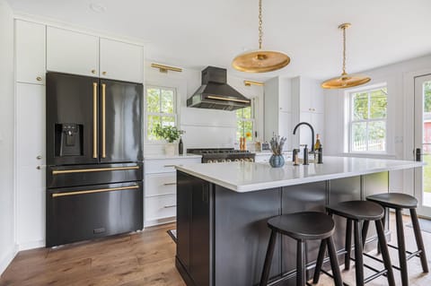 Prepare delicious meals in this stunning, chef inspired kitchen.