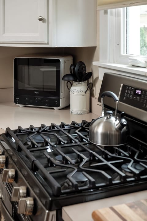 Our gas stove makes cooking such a delight.