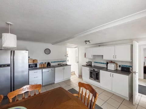 Kitchen | Ivydene Cottage, Cromarty