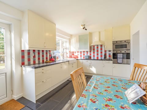 Kitchen | Blue House, Elsdon