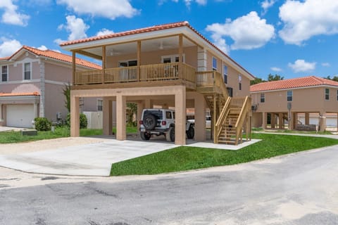 2 BR, 2 BA Tarpon on stilts