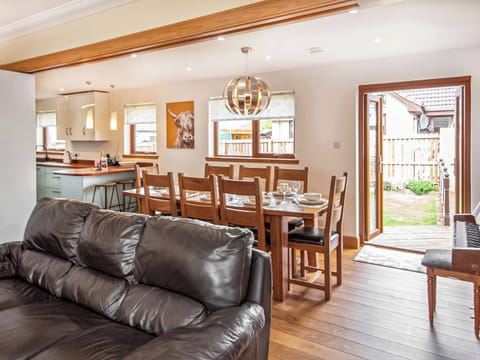 Dining Area | Beinn View House, Conon Bridge