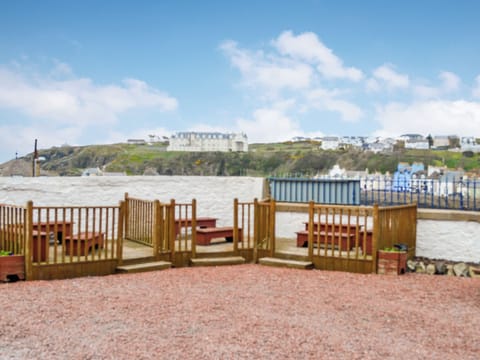 Outdoor area | Dorn Rock View - Melvin Lodge Apartments, Portpatrick
