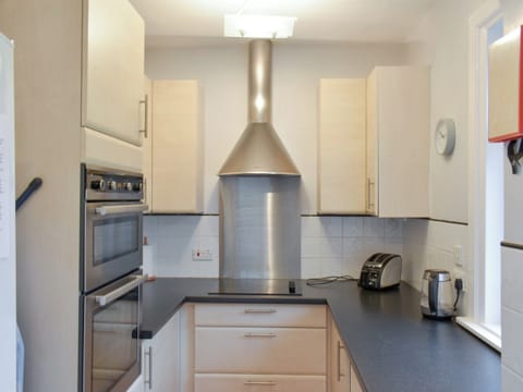 Kitchen | Ardbeag, Whiting Bay, Isle of Arran