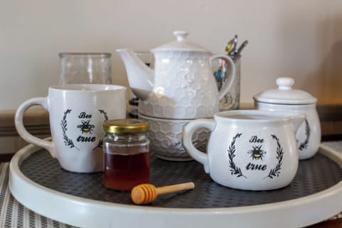 Comfy lounge area ideal for quiet moments or kids’ play corners.