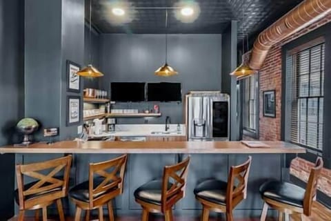 18a57fa0 4413 48be 8d99 b859c54d4f2c