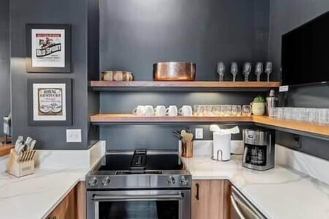 Ef8265d4 d37f 49d3 8567 123cd9cb84ff