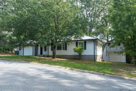 Welcome to our conveniently priced and comfortable home close to the Marietta Square!