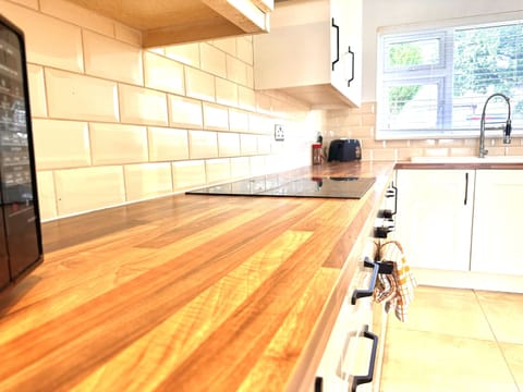 Microwave, toaster, kettle, dishwasher all available at Tavener Close