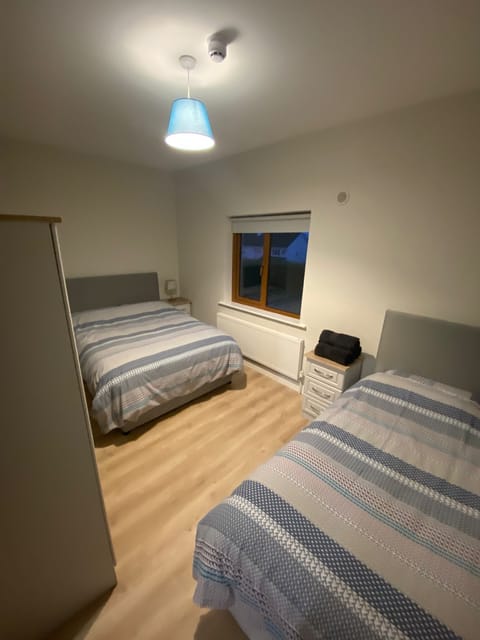 bedroom 3 ensuite